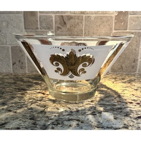 Anchor Hocking Fleur De Lis Large Serving Bowl With Gold Leaf Gold *See - Picture 5 of 12
